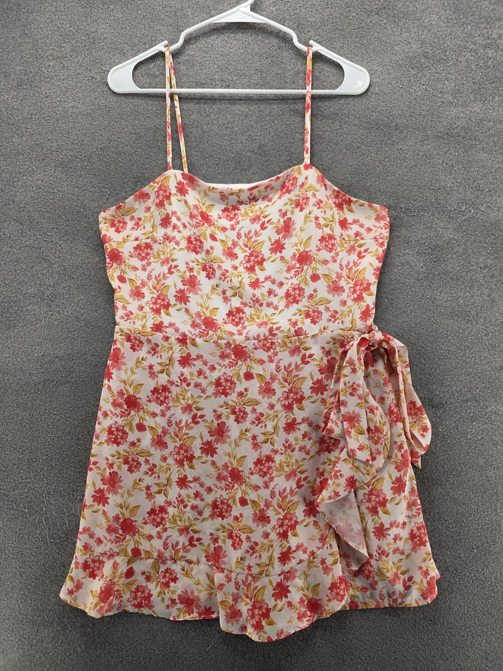Altar'd State Romper Womens L Pink One-Piece Square Neck Sleeveless Floral